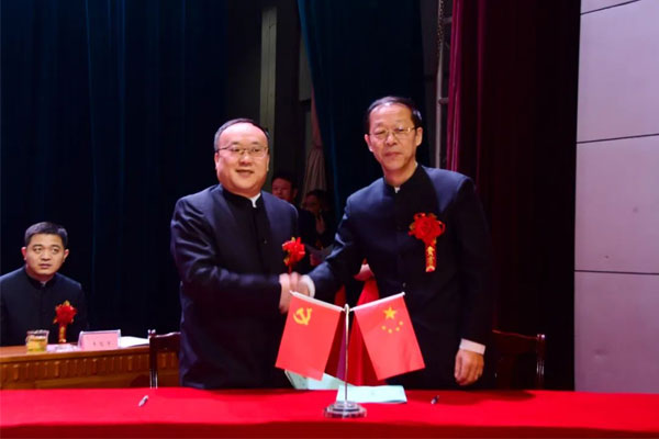 ÍŶӴú±íÉĮ̈ÊÄʦ ÍŶӴú±íÉĮ̈ÊÄʦ