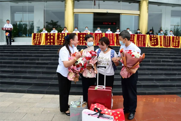 rg»Ê¼ÒÊÓѶ,¶¬ÖúÈÕ rg»Ê¼ÒÊÓѶ,¶¬ÖúÈÕ