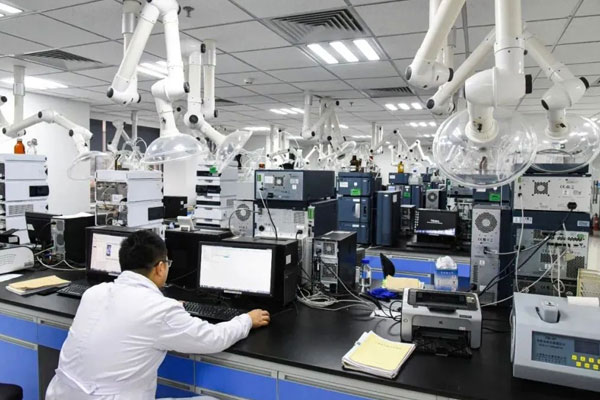 rg�ʼ���Ѷ�з����ĳ�����