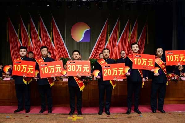 ²¿ÃÅ»ñ½±´ú±í ²¿ÃÅ»ñ½±´ú±í