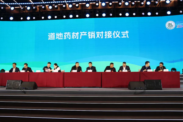 ����Ϊ��־�����ܾ���