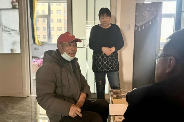 rg»Ê¼ÒÊÓѶԱ¹¤ÔÚÙÚÓê¼ÒÏàʶÇé¿ö rg»Ê¼ÒÊÓѶԱ¹¤ÔÚÙÚÓê¼ÒÏàʶÇé¿ö